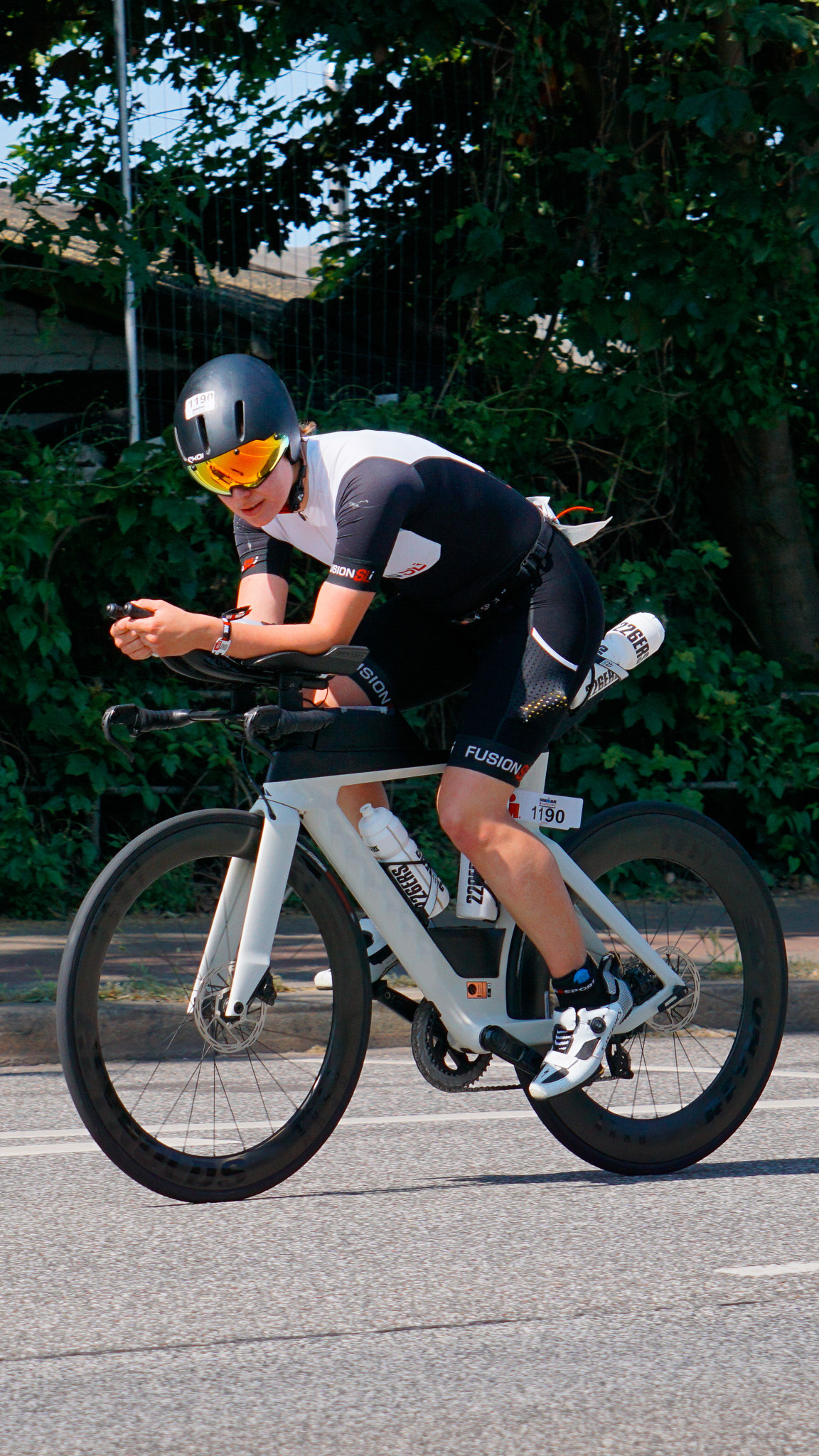 Marije van Brenk Ironman Hamburg fiets